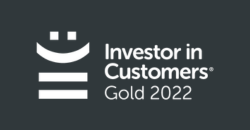 Investor in Customers gold 2022 graphic